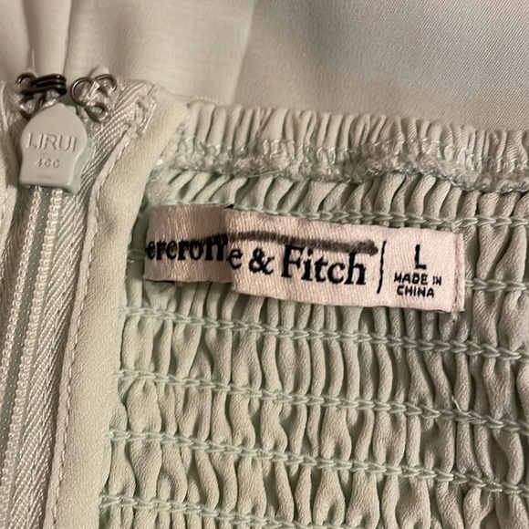 Abercrombie & Fitch women’s dress large mini tie shoulder green flowy empire - Picture 7 of 9